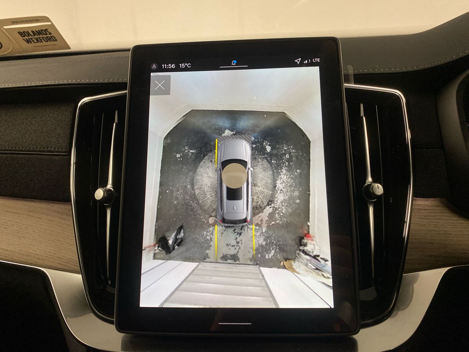 2026 Volvo XC90 - image 15