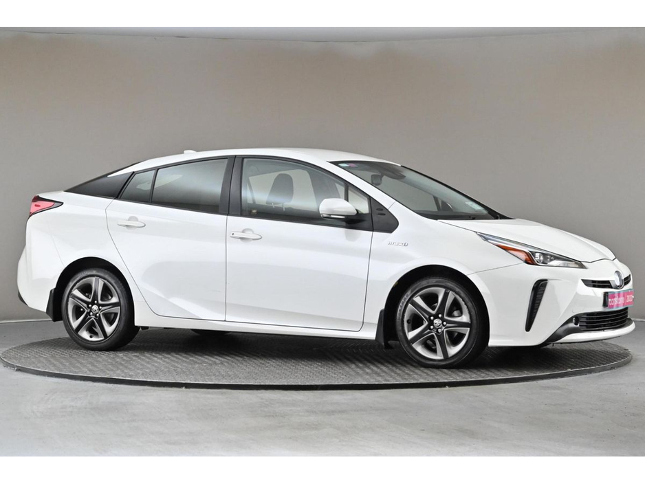 2020 Toyota Prius - image 12