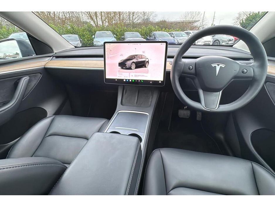 2023 Tesla Model Y - image 7