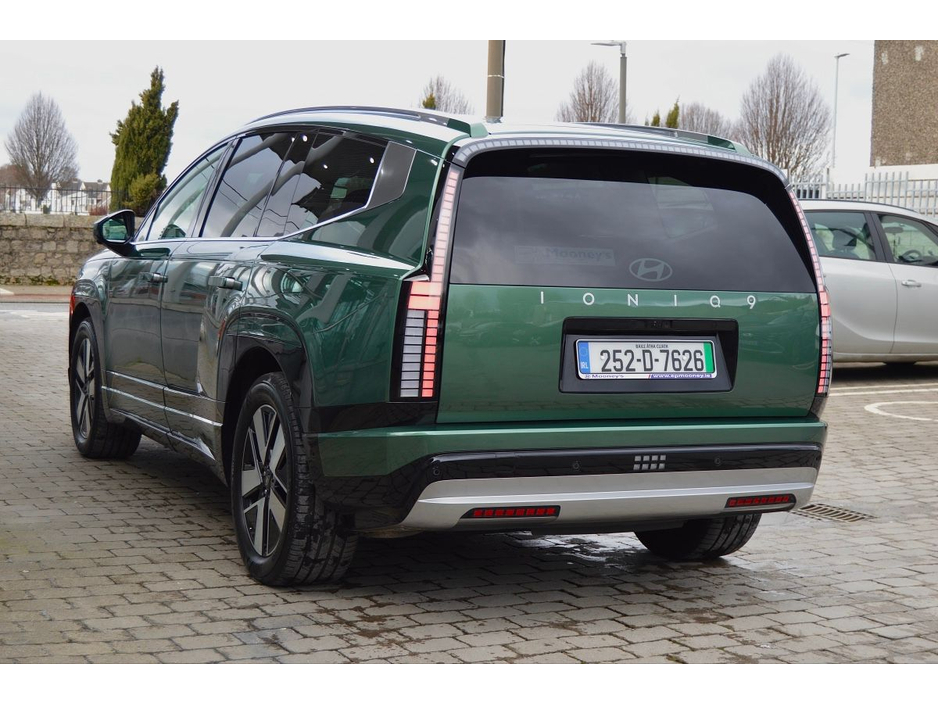 2025 Hyundai Ioniq 9 RWD standard (Long Range) Platinum €73,995