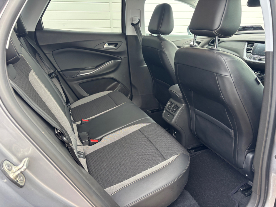 2020 Opel Grandland X - image 6