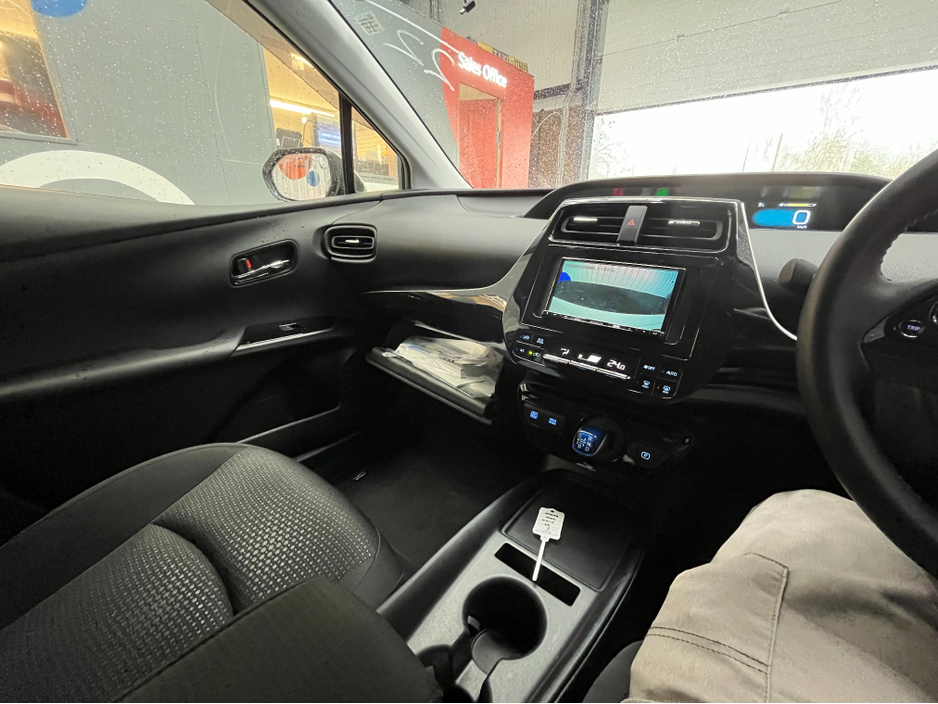 2022 Toyota Prius €21950 2022 TOYOTA PRIUS S 1.8 AUTOMATIC / CRUISE CONTROL / REVERSE CAMERA AND MORE €21,950