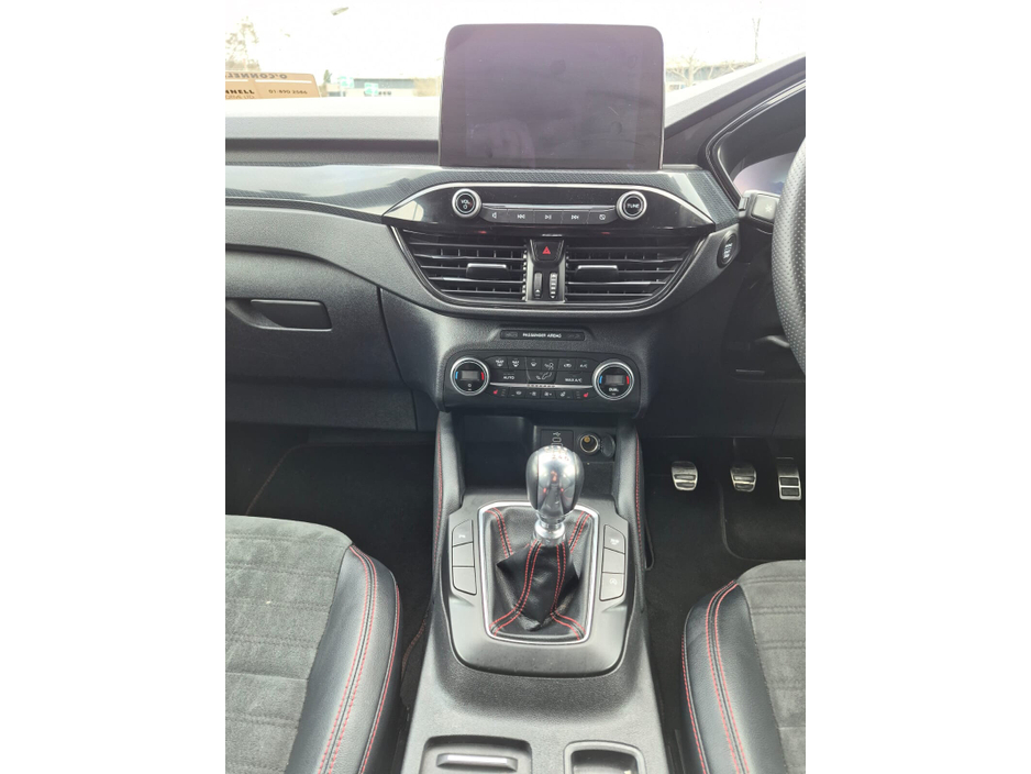 2023 Ford Kuga - image 19