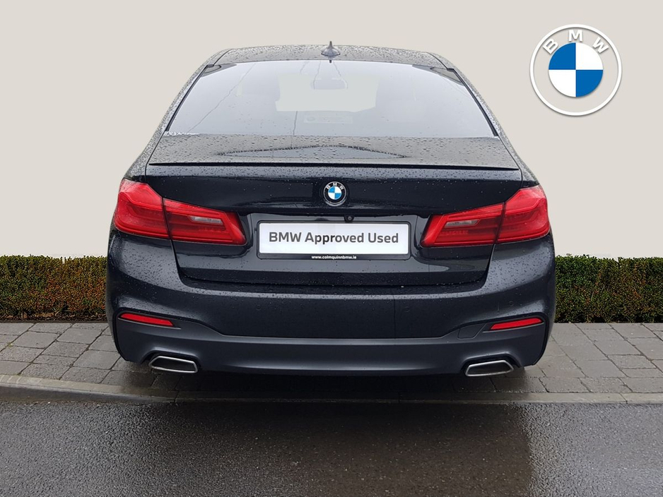 2019 BMW 5 Series - image 13