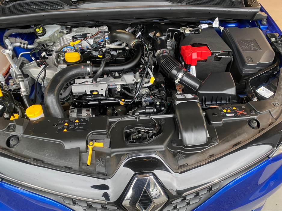 2023 Renault Clio - image 11