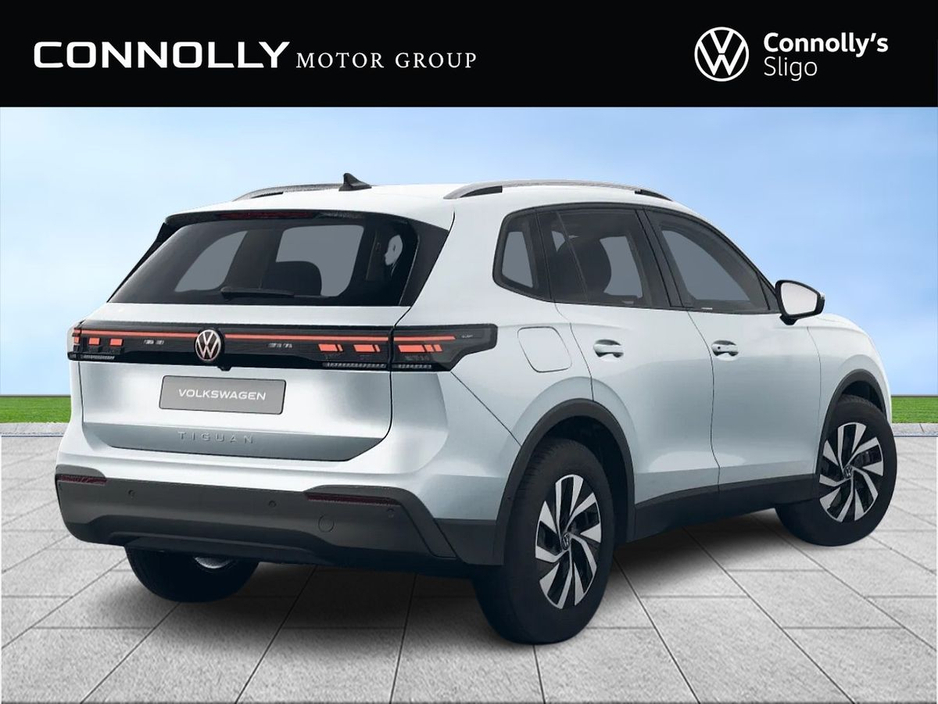 2026 Volkswagen Tiguan - image 2