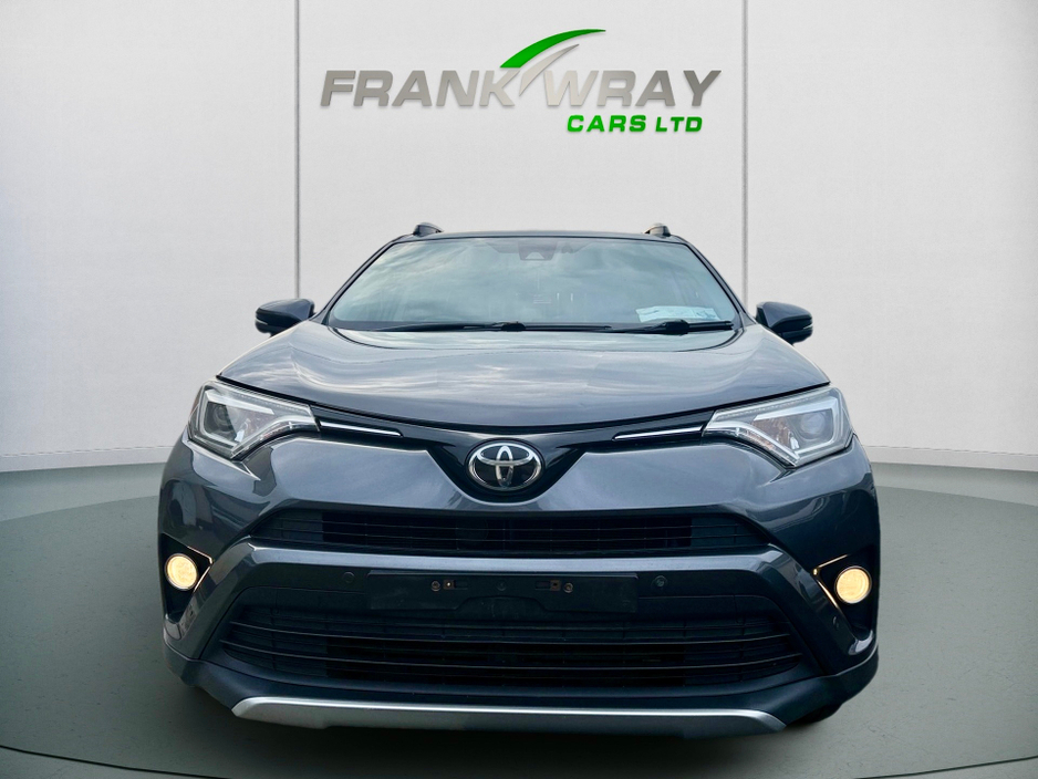 2016 Toyota Rav4 - image 2