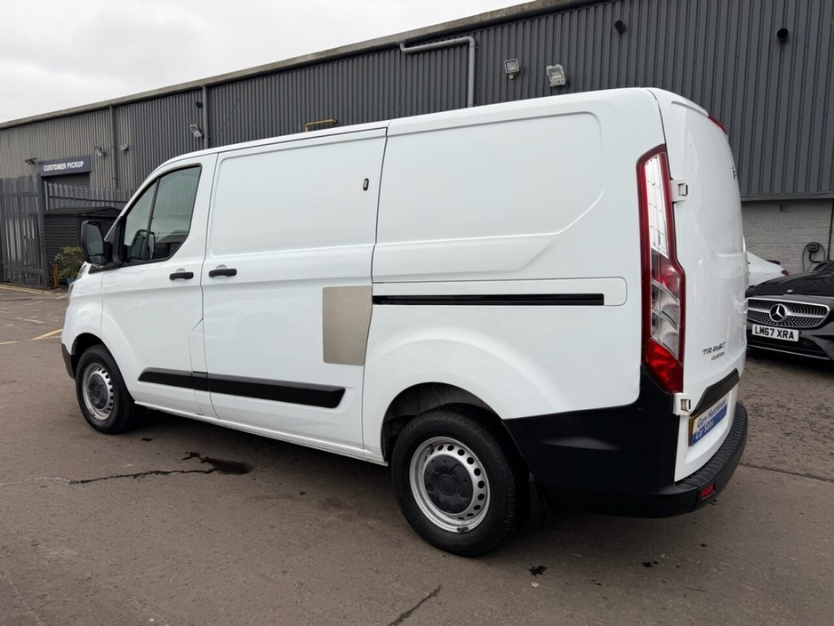 2018 Ford Transit Custom - image 7