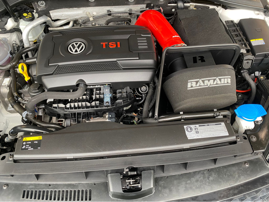 2016 Volkswagen Golf - image 29