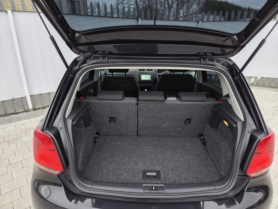 2012 Volkswagen Polo - image 10