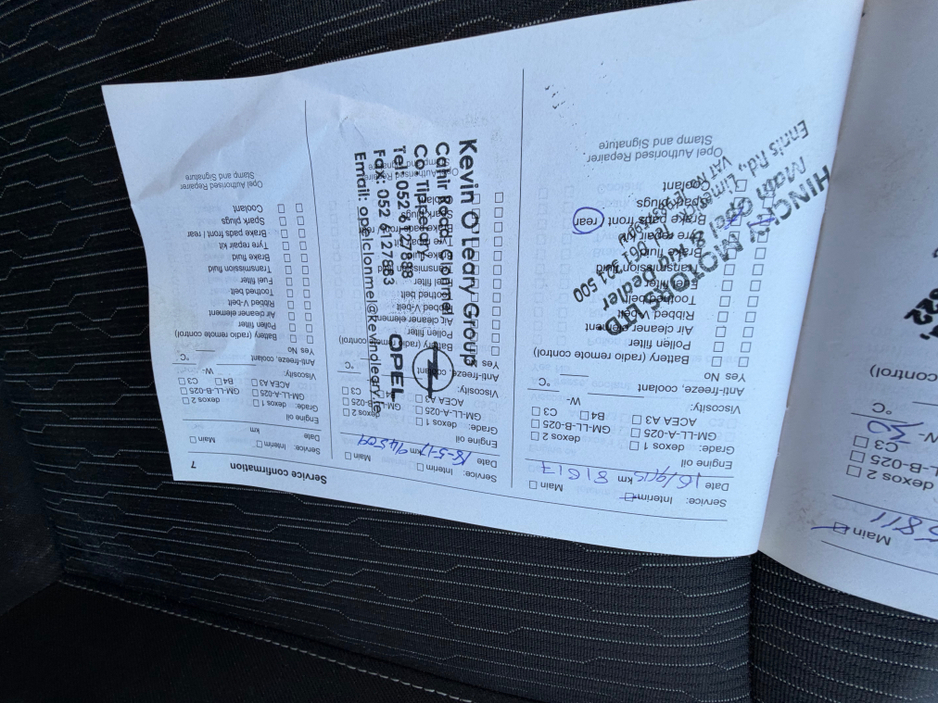 2013 Opel Astra - image 17