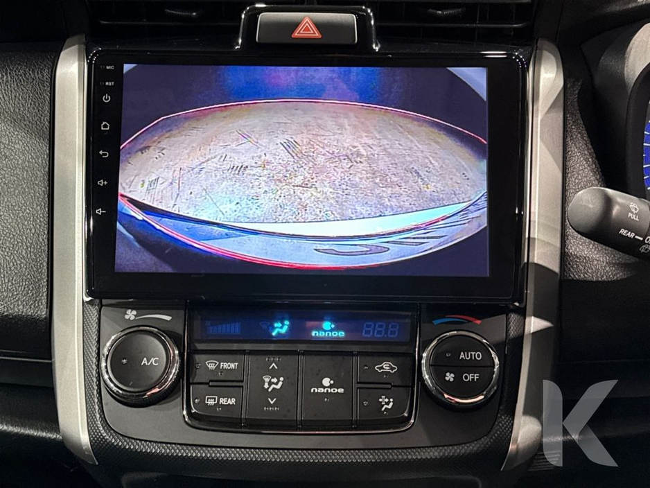 2021 Toyota Corolla - image 14