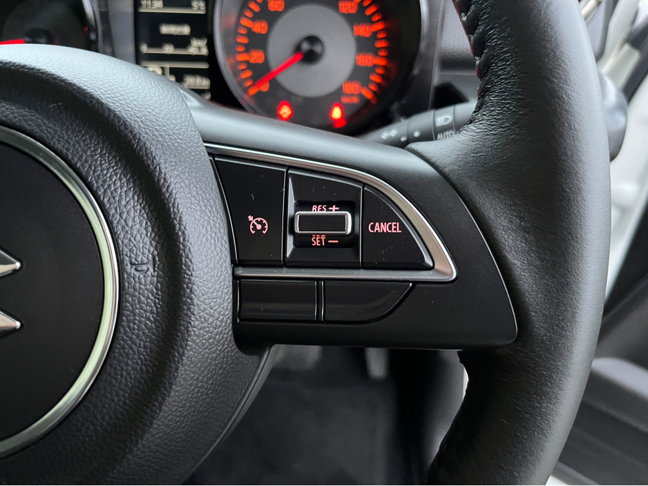 2025 Suzuki Jimny SIERRA 4 SEAT AUTOMATIC 1.5 PETROL  //HIGH SPEC//BRAND NEW//DELIVERY MILES//HEATED SEATS//KEYLESS ENTRY// €37,950