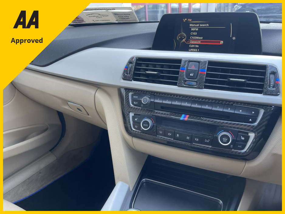 2015 BMW 3 Series - image 6