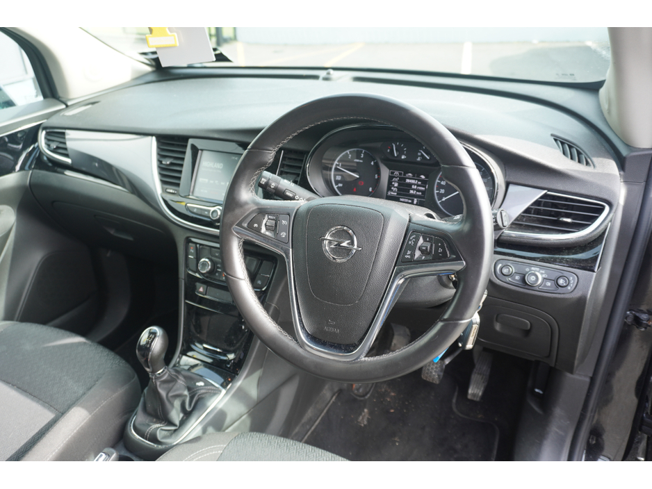 2018 Opel Mokka - image 9