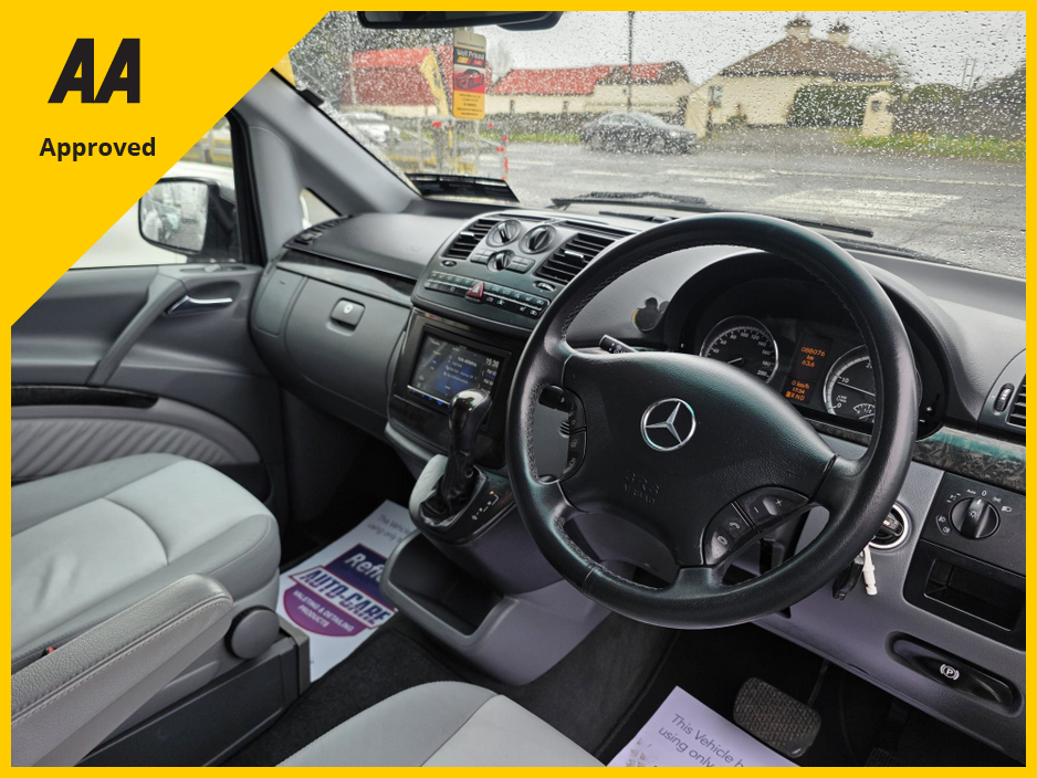 2010 Mercedes-Benz V Class - image 15