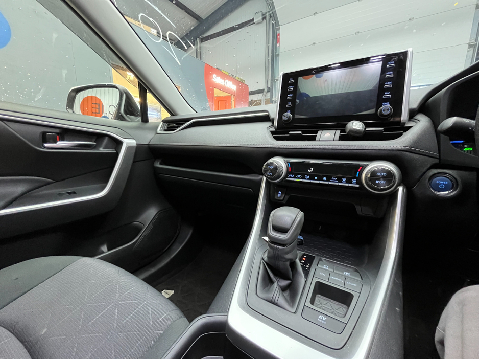 2020 Toyota Rav4 €29950 2020 TOYOTA RAV4 HYBRID X 2.5 AUTOMATIC / CRUISE CONTROL / REVERSE CAMERA AND MORE €29,950