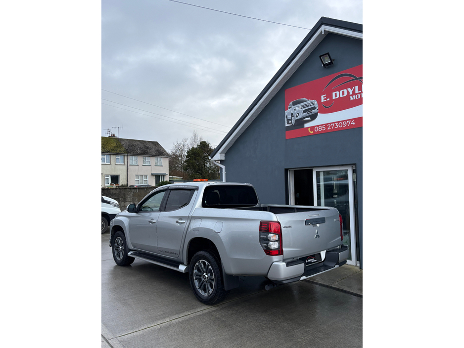 2021 Mitsubishi L200 BARBARIAN DI-D AUTO DCB €25,500