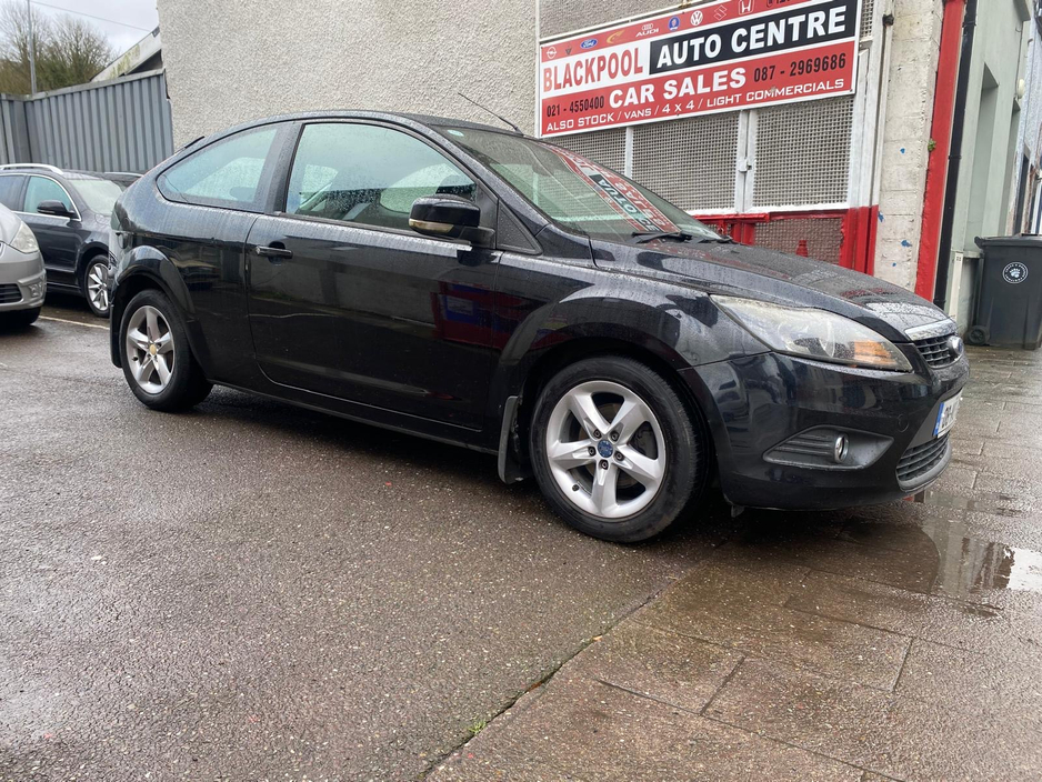 2008 Ford Focus - image 19