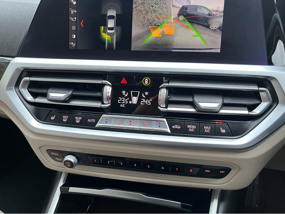 2019 BMW 3 Series 320D SPORT AUTOMATIC 2.0 DIESEL //REVERSE CAMERA//FULL LEATHER HEATED SEATS//CARPLAY// €26,950