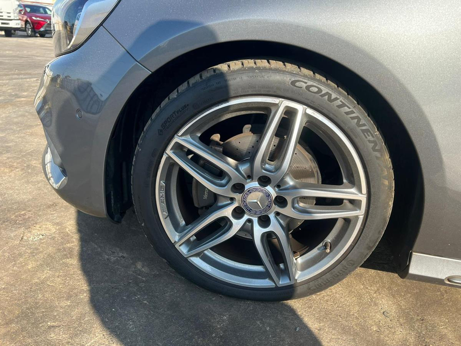 2016 Mercedes-Benz A Class - image 2