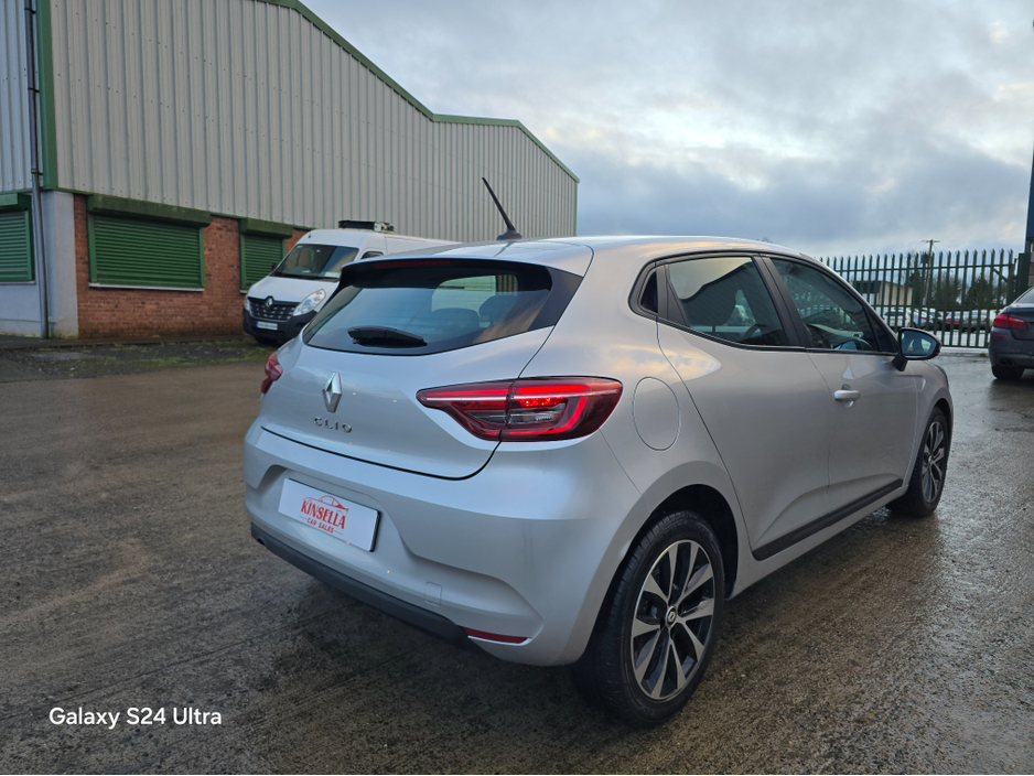 2023 Renault Clio EQUILIBRE TCE 90 CVT DFUL DFULL MY2 €17,950