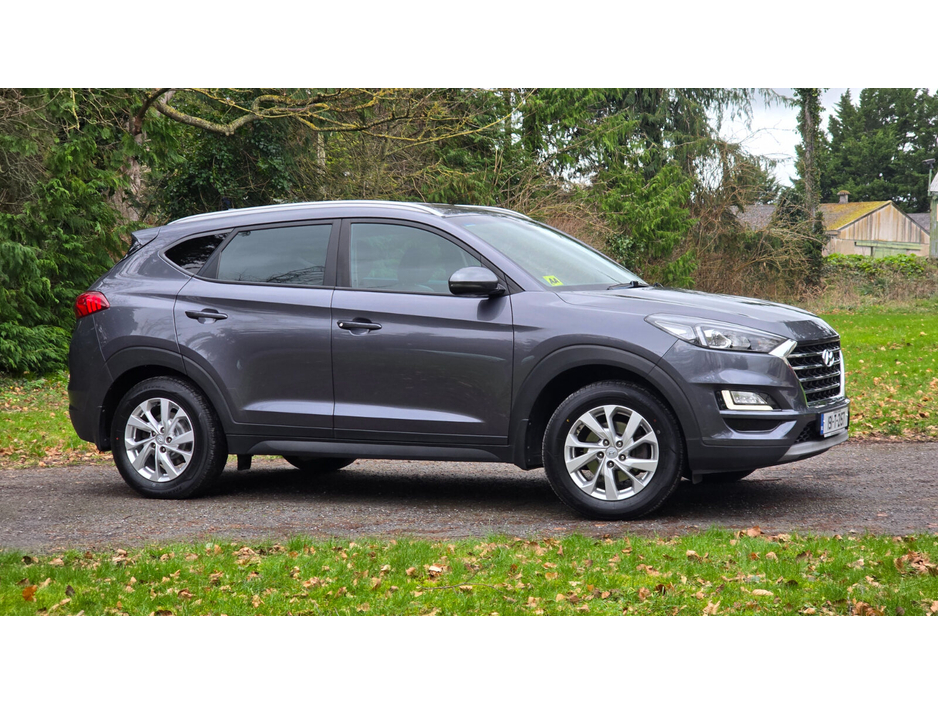 2019 Hyundai Tucson - image 3