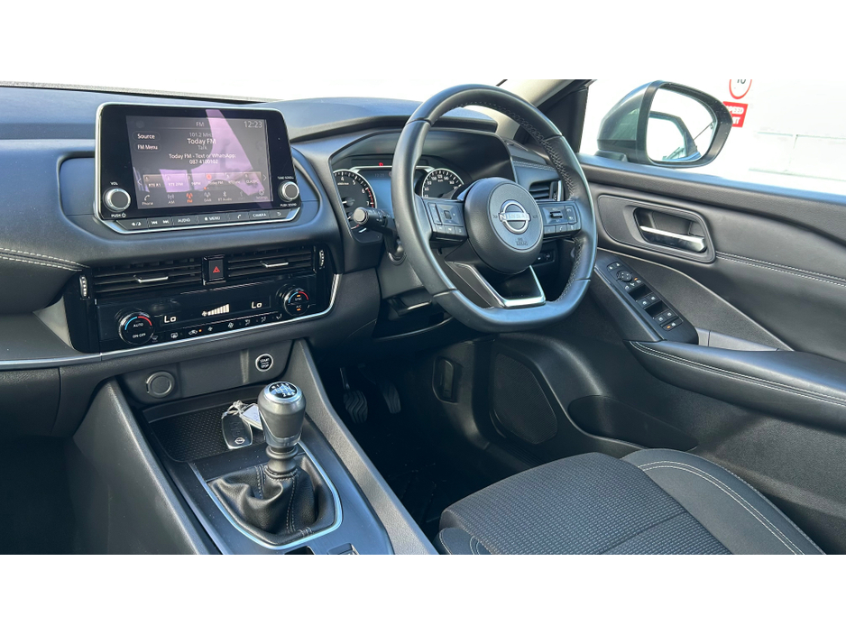 2023 Nissan Qashqai QQ 1.3 HYB SV MY2.5 4DR €27,995