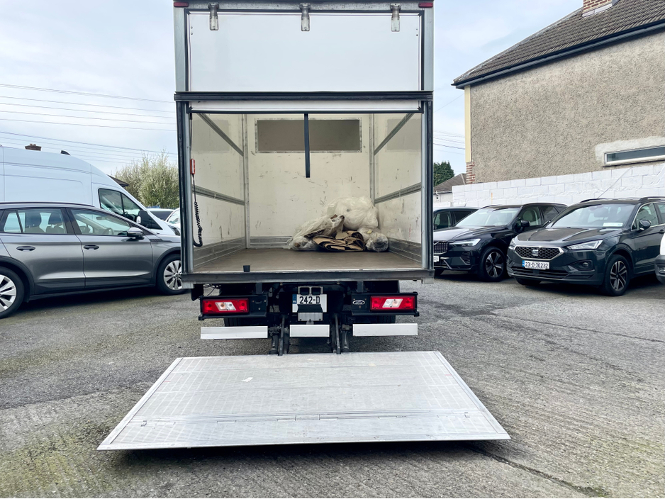 2024 Ford Transit - image 21