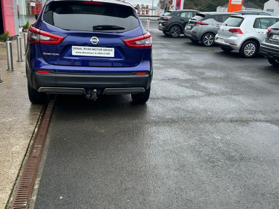2019 Nissan Qashqai tekna €18,450