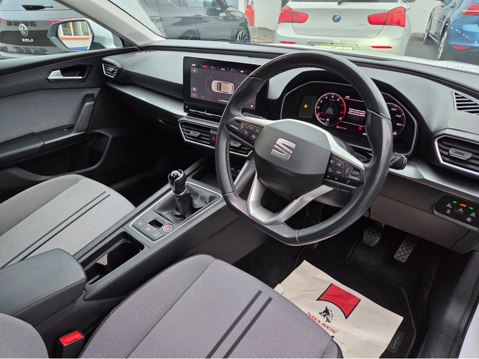 2022 SEAT Leon - image 21