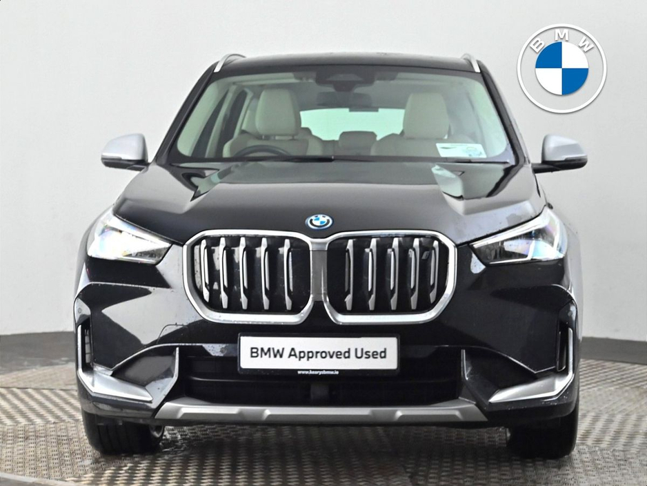 2023 BMW iX1 xDrive30 xLine €38,900