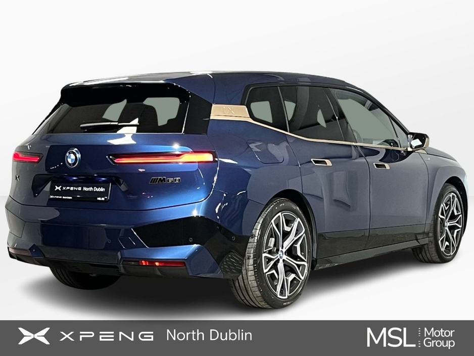 2022 BMW iX - image 3