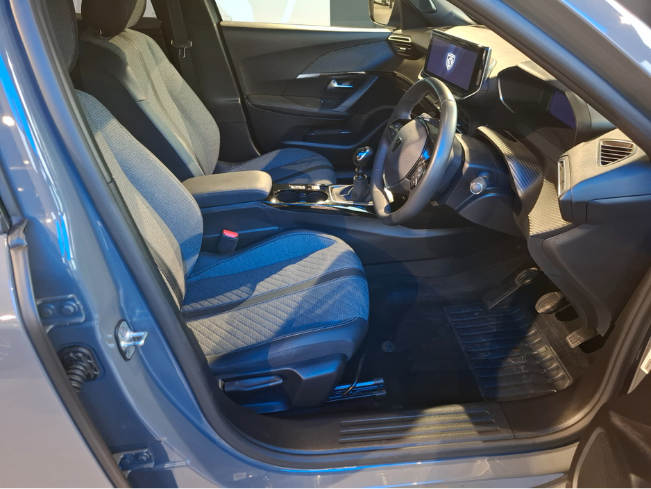 2024 Peugeot 2008 ALLURE 1.2 PURETECH MY23 €27,750