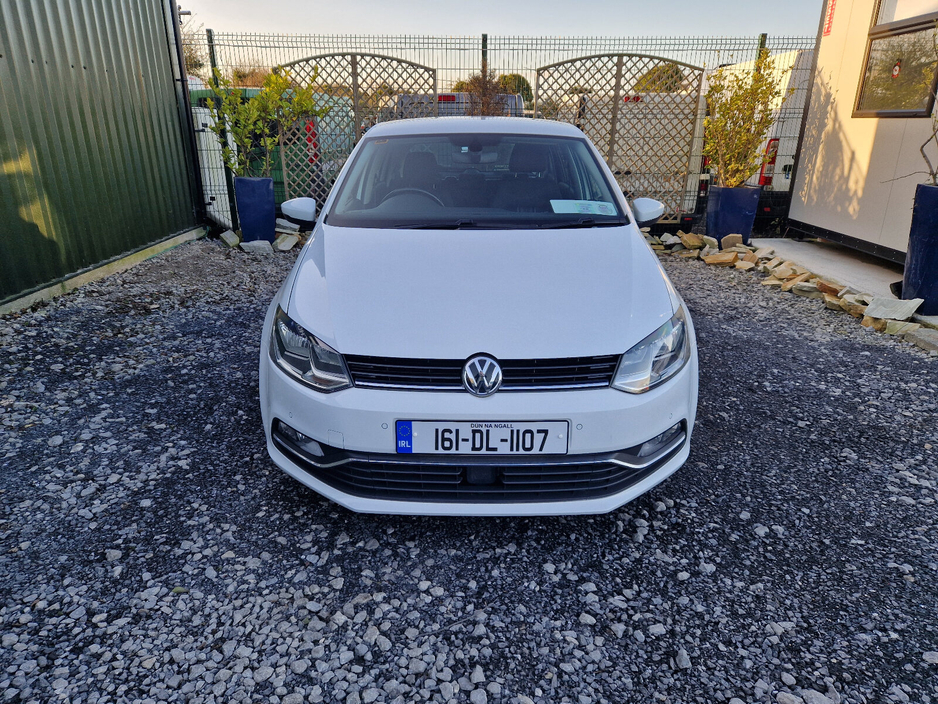 2016 Volkswagen Polo 1.0 5DR 75HP Lounge €10,950