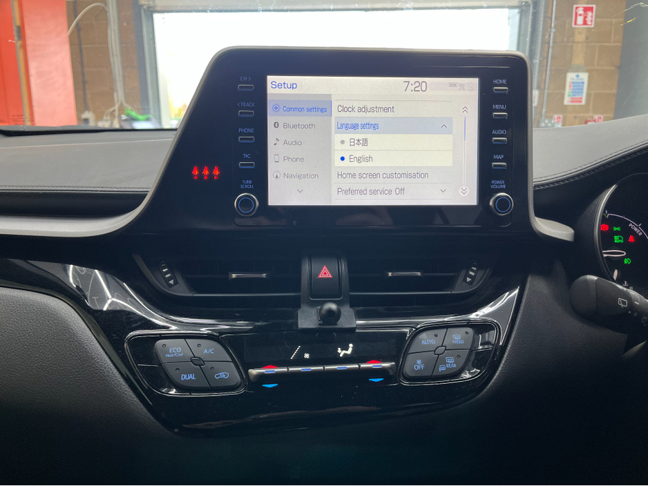 2020 Toyota C-HR - image 19