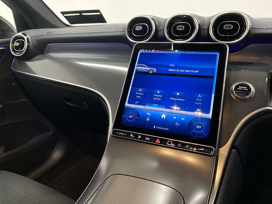 2025 Mercedes-Benz GLC Class - image 15