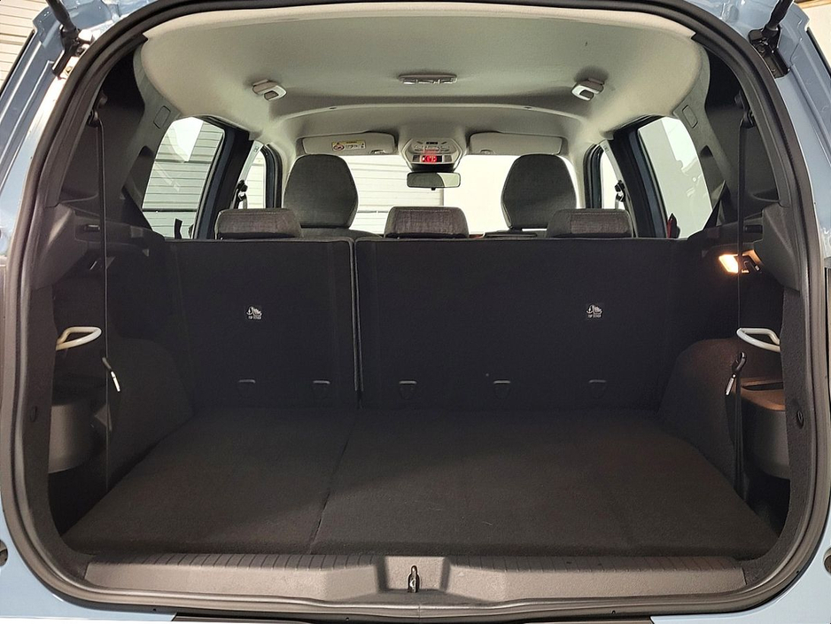 2026 Citroen C3 Aircross PLUS 1.2L Turbo Petrol 100 6MT 7-Seater €29,990