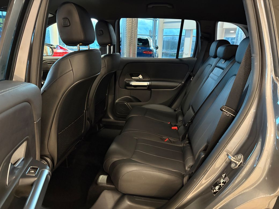 2022 Mercedes-Benz GLB - image 21