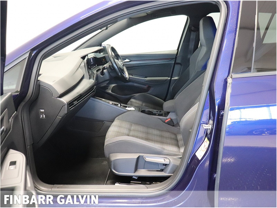 2022 Volkswagen Golf  €27,950