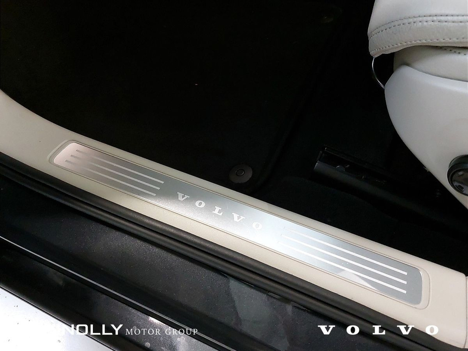 2020 Volvo V90 D4 Momentum Auto €384pm €34,945