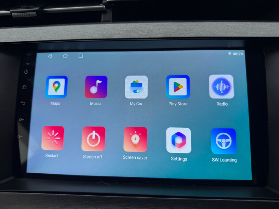 2015 Toyota Prius 1.8 Hybrid €11,990