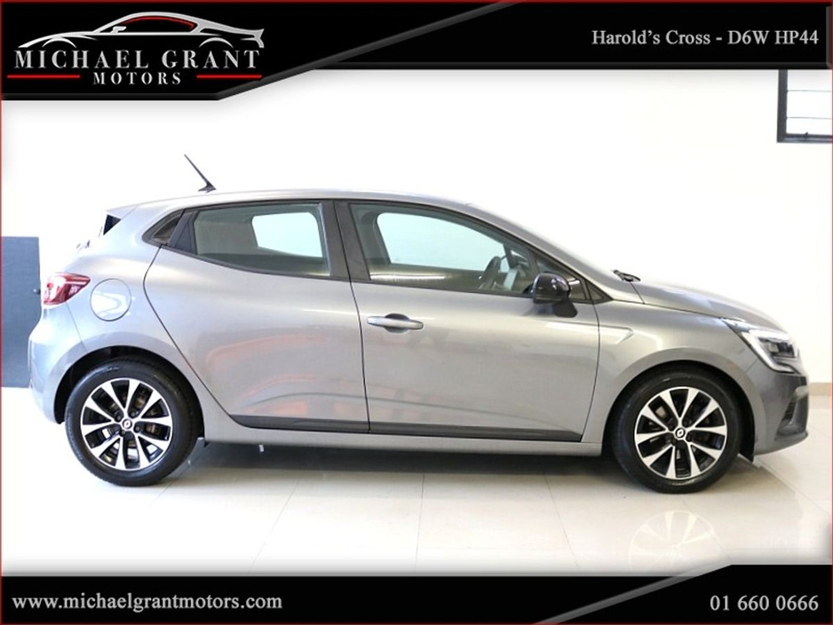 2023 Renault Clio AUTOMATIC 1.0 PETROL TCe90 CVT D Full Equilibre / 1 OWNER / IRISH CAR €19,950