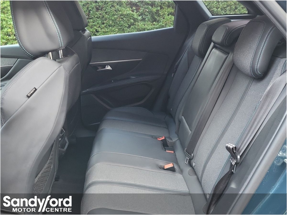 2023 Peugeot 3008 1.2 PureTech ALLURE*FSH* €31,950