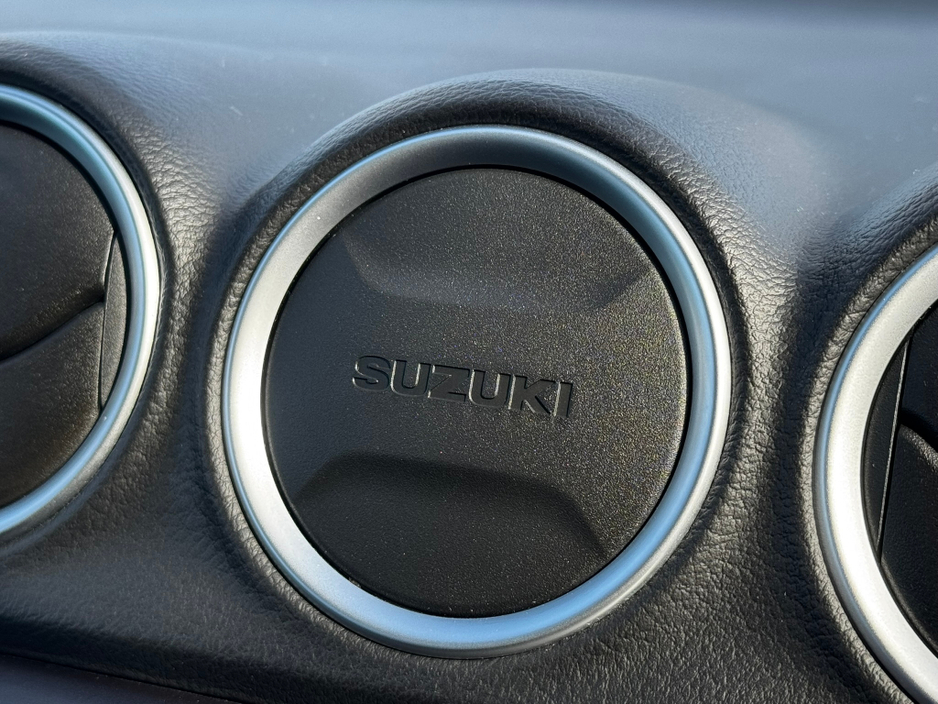 2019 Suzuki Vitara - image 19