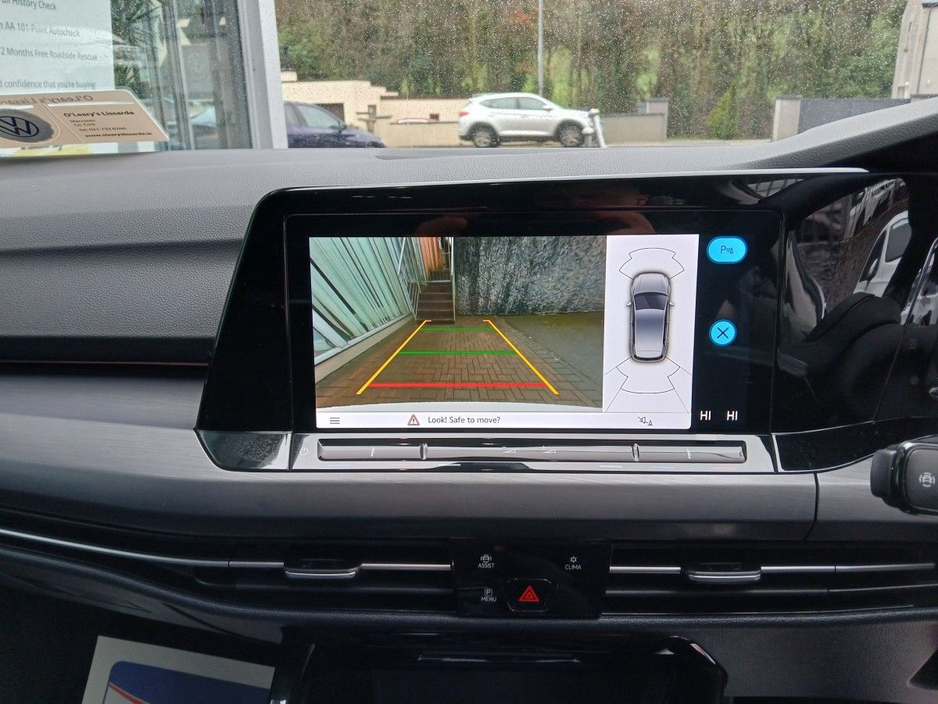 2023 Volkswagen Golf 1.5 TSI 130HP Style, White, 1 owner, 42km €29,900