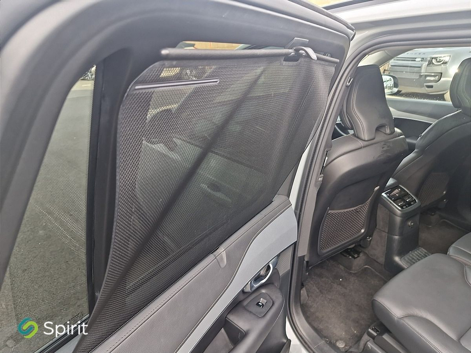 2024 Volvo XC90 - image 17