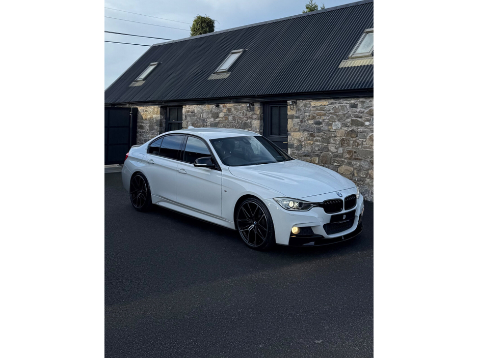 2014 BMW 3 Series  €14,995