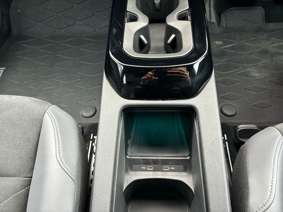 2024 Volkswagen ID.4 - image 15