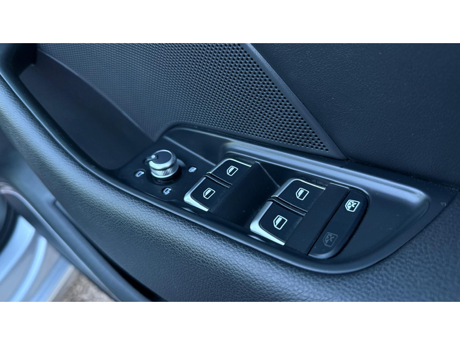 2014 Audi A3 - image 19